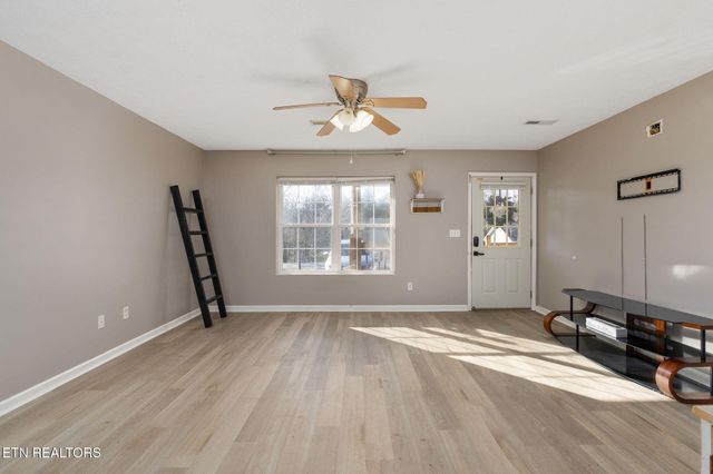 150 Red Bud Lane, Sevierville, TN 37876