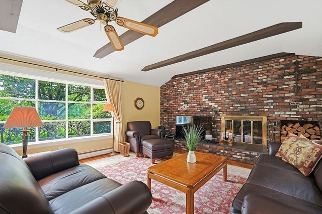 310 Sumner St, Stoughton, MA 02072