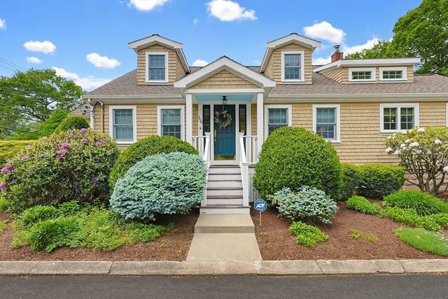 310 Sumner St, Stoughton, MA 02072