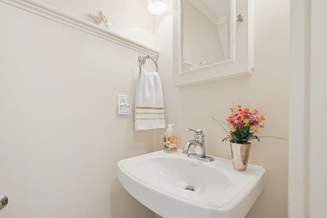 310 Sumner St, Stoughton, MA 02072