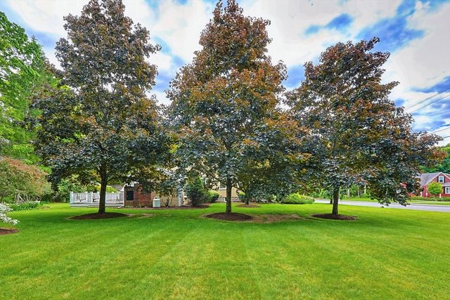 310 Sumner St, Stoughton, MA 02072