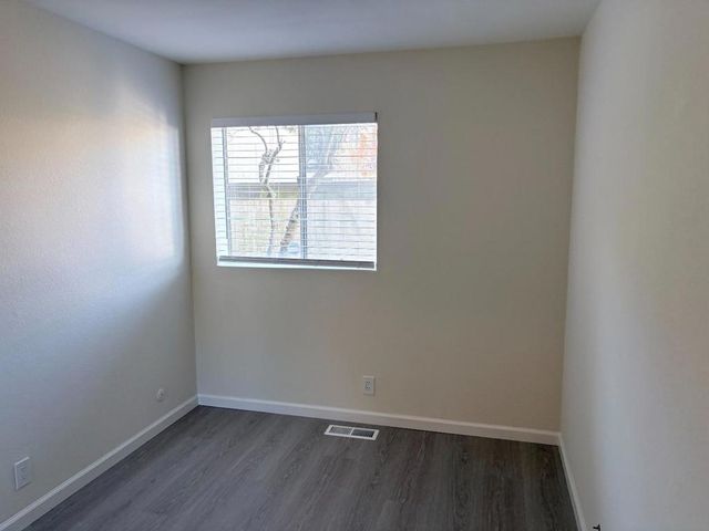 3550 Carter Drive 101, South San Francisco, CA 94080