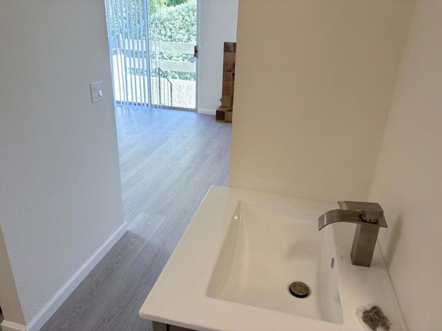 3550 Carter Drive 101, South San Francisco, CA 94080