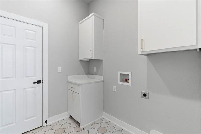 1602 S 23rd Place, Rogers, AR 72758