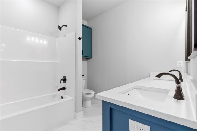 1602 S 23rd Place, Rogers, AR 72758