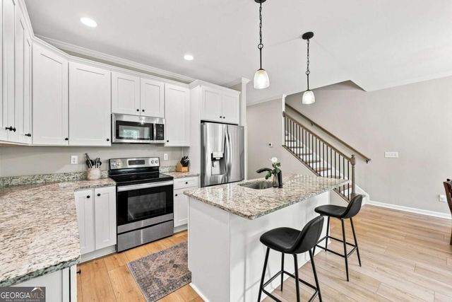 1489 Bluff Valley Circle, Gainesville, GA 30504