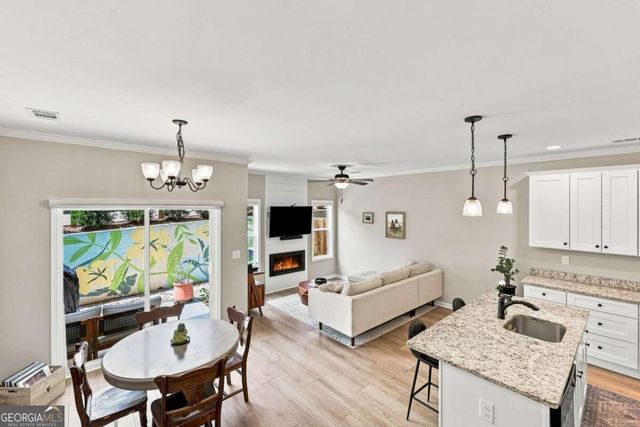 1489 Bluff Valley Circle, Gainesville, GA 30504