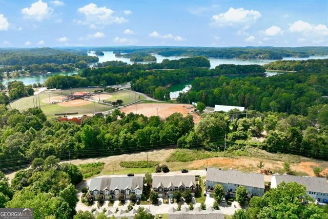 1489 Bluff Valley Circle, Gainesville, GA 30504