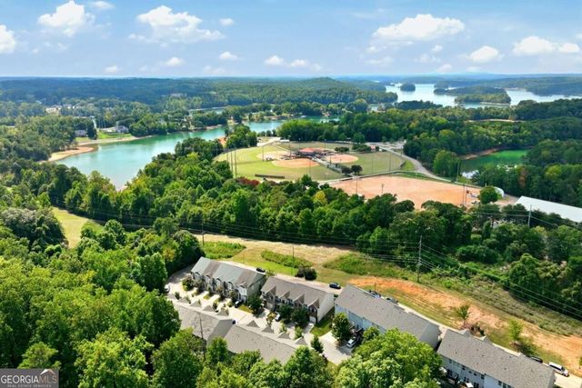 1489 Bluff Valley Circle, Gainesville, GA 30504