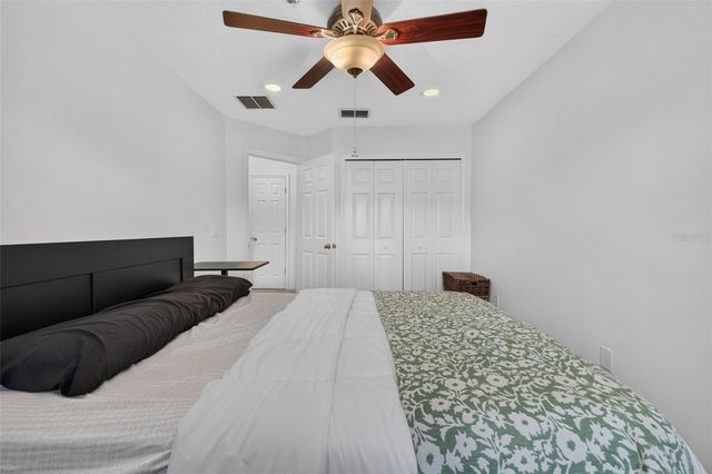 6086 CHAPLEDALE DR, Orlando, FL 32829