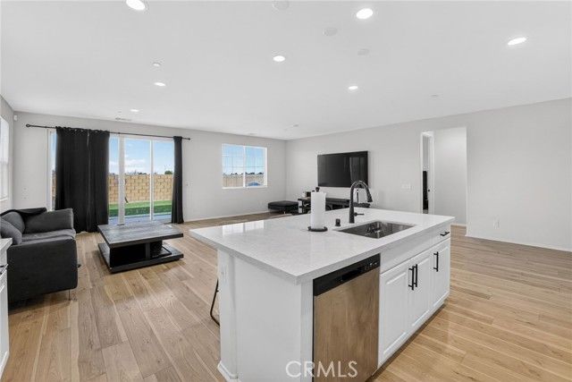 2125 E Jackman, Lancaster, CA 93535