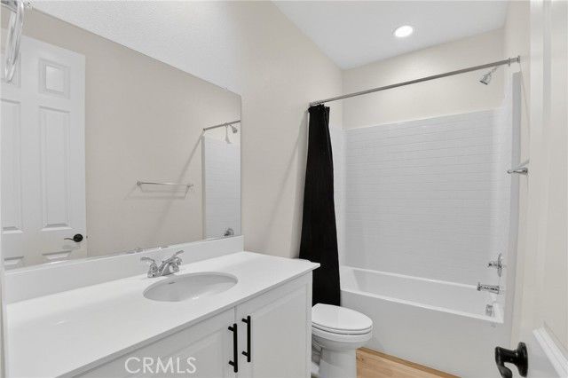 2125 E Jackman, Lancaster, CA 93535