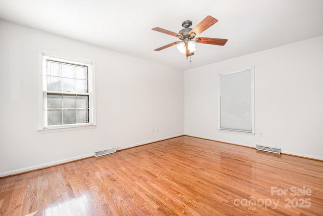 7615 Alexander Road, Charlotte, NC 28270