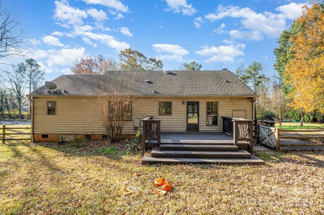 7615 Alexander Road, Charlotte, NC 28270