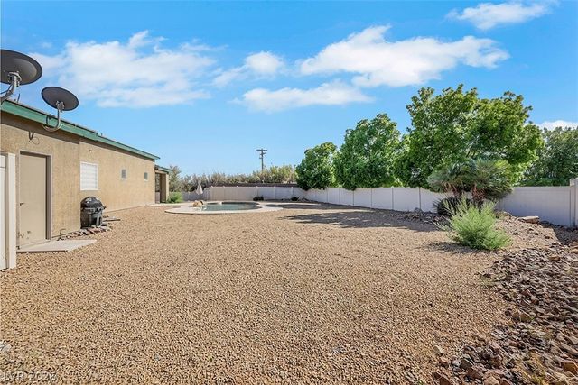 2519 Sparrow Way, Pahrump, NV 89048
