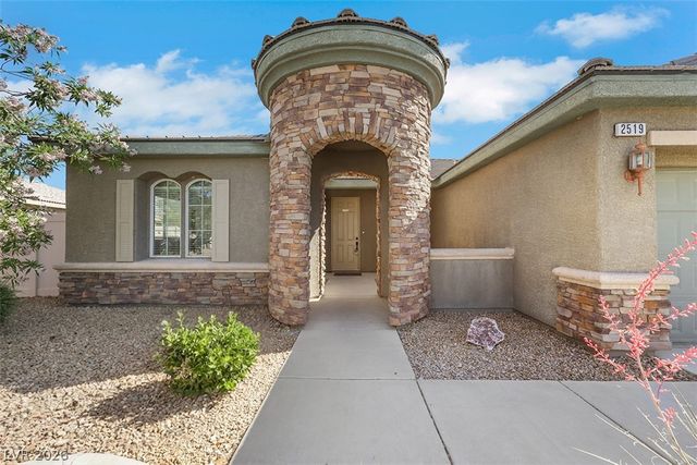 2519 Sparrow Way, Pahrump, NV 89048