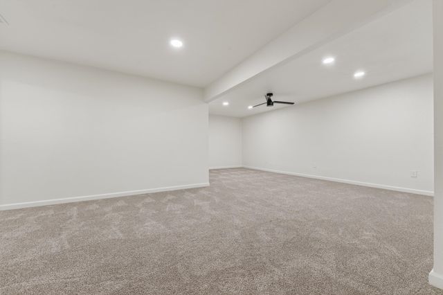 13610 E Deerfield Trl, Derby, KS 67037