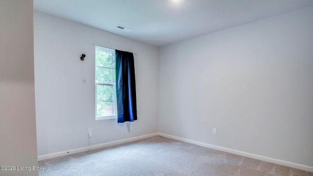 410 Cupp Cir, Shepherdsville, KY 40165