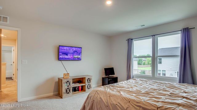 410 Cupp Cir, Shepherdsville, KY 40165