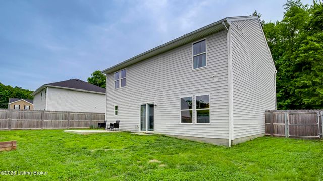 410 Cupp Cir, Shepherdsville, KY 40165