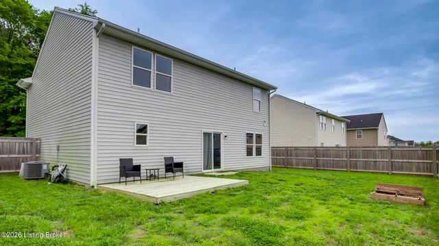 410 Cupp Cir, Shepherdsville, KY 40165