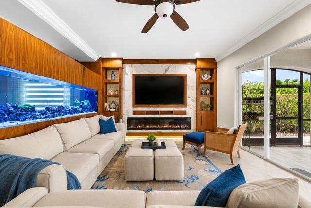10151 Lake Vista Court, Parkland, FL 33076