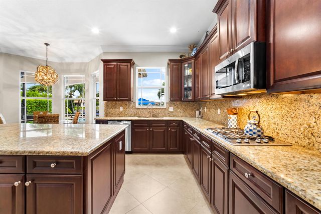 10151 Lake Vista Court, Parkland, FL 33076
