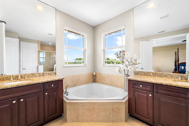 10151 Lake Vista Court, Parkland, FL 33076