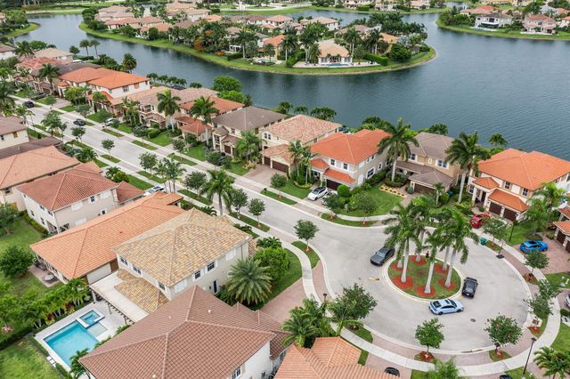 10151 Lake Vista Court, Parkland, FL 33076