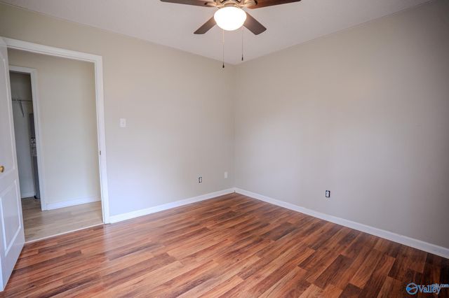 1502 Vest Street SW, Hartselle, AL 35640