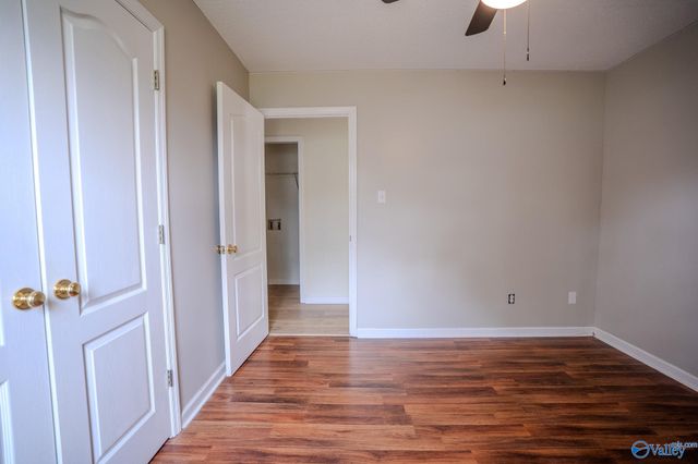 1502 Vest Street SW, Hartselle, AL 35640