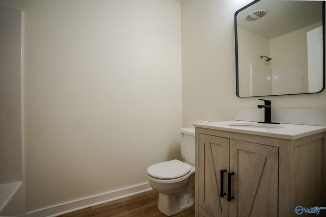 1502 Vest Street SW, Hartselle, AL 35640