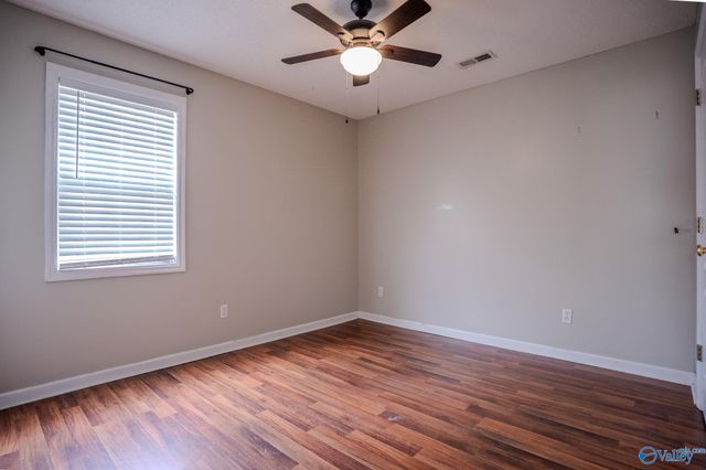 1502 Vest Street SW, Hartselle, AL 35640