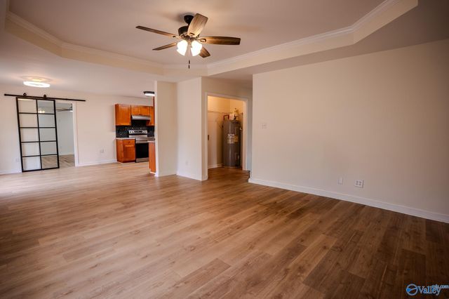 1502 Vest Street SW, Hartselle, AL 35640