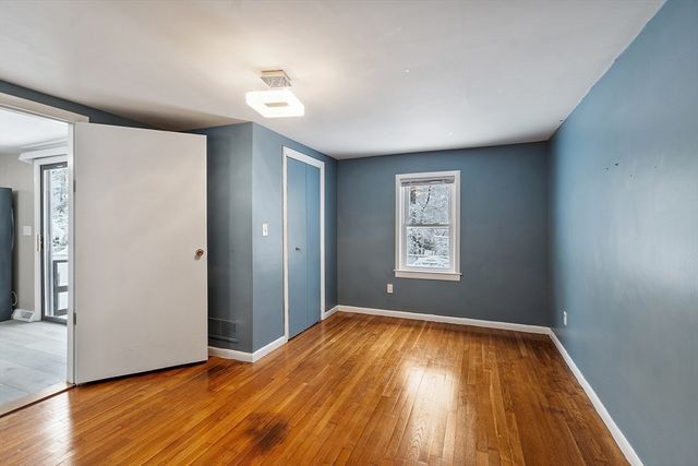 7 Lindsay Rd, Billerica, MA 01821