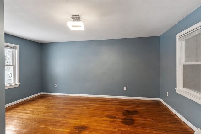 7 Lindsay Rd, Billerica, MA 01821