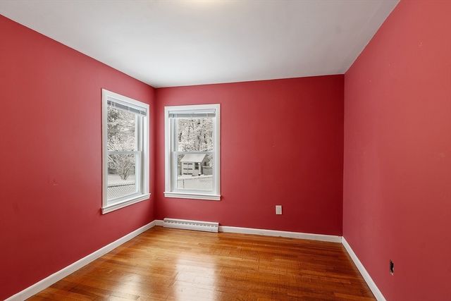 7 Lindsay Rd, Billerica, MA 01821