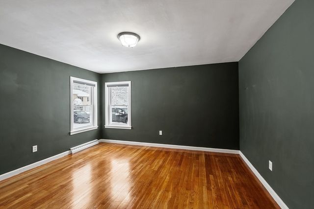 7 Lindsay Rd, Billerica, MA 01821