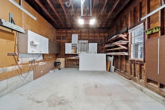 7 Lindsay Rd, Billerica, MA 01821