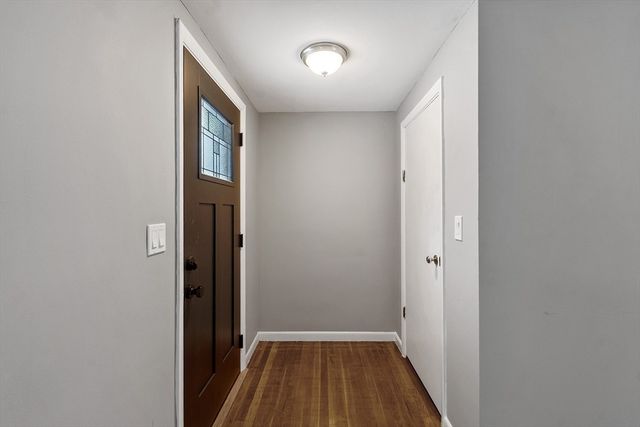 7 Lindsay Rd, Billerica, MA 01821