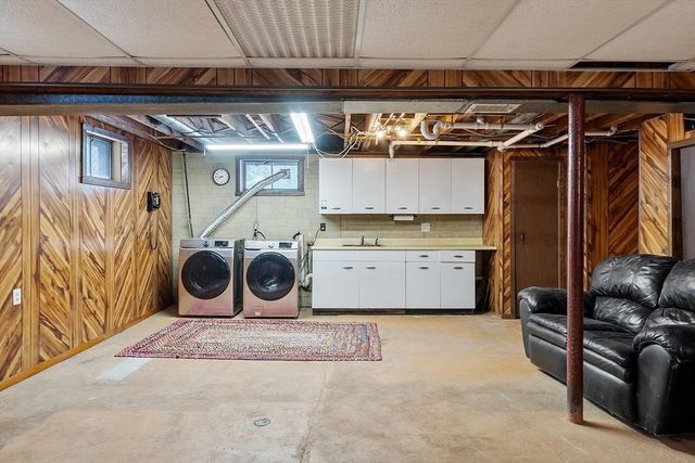 7 Lindsay Rd, Billerica, MA 01821