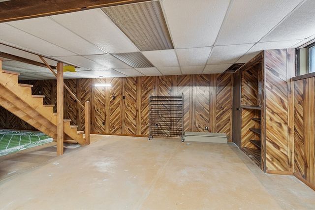 7 Lindsay Rd, Billerica, MA 01821