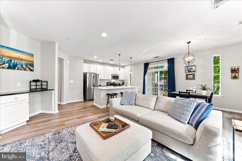 350 W ELM ST #3206, CONSHOHOCKEN, PA 19428 — exterior