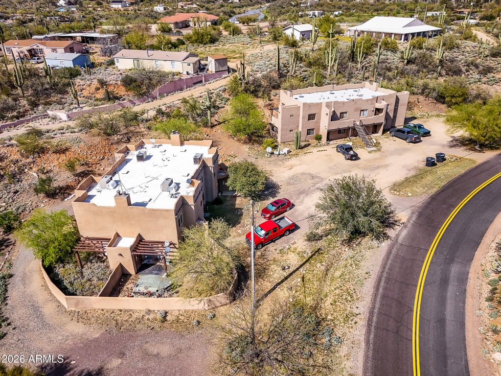 Image 3 of property listing at 32776 S MAGGIE MINE Road, Black Canyon City, AZ 85324