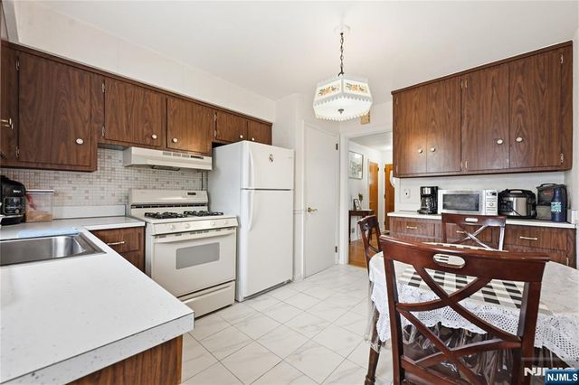 23 Bogle Avenue, North Arlington, NJ 07031