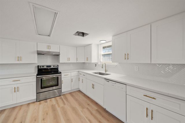 2503 57th Street, Galveston, TX 77551