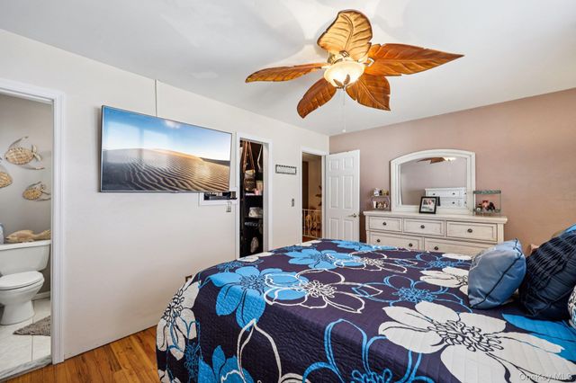 31 Circle Lane, Bay Shore, NY 11706