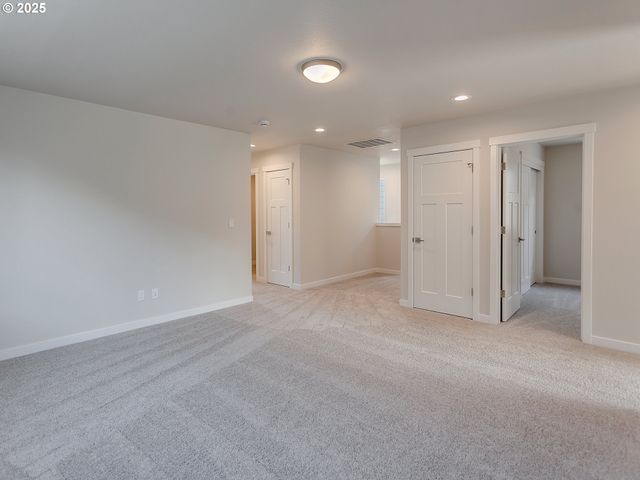 13858 Sw 174th Ave, Tigard, OR 97140