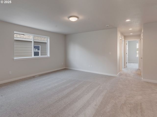 13858 Sw 174th Ave, Tigard, OR 97140