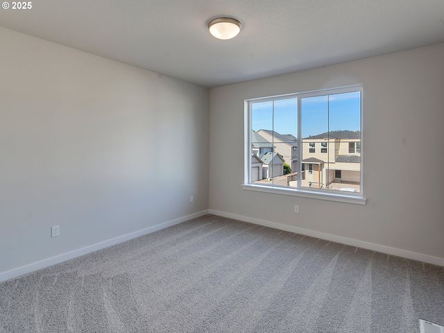 13858 Sw 174th Ave, Tigard, OR 97140